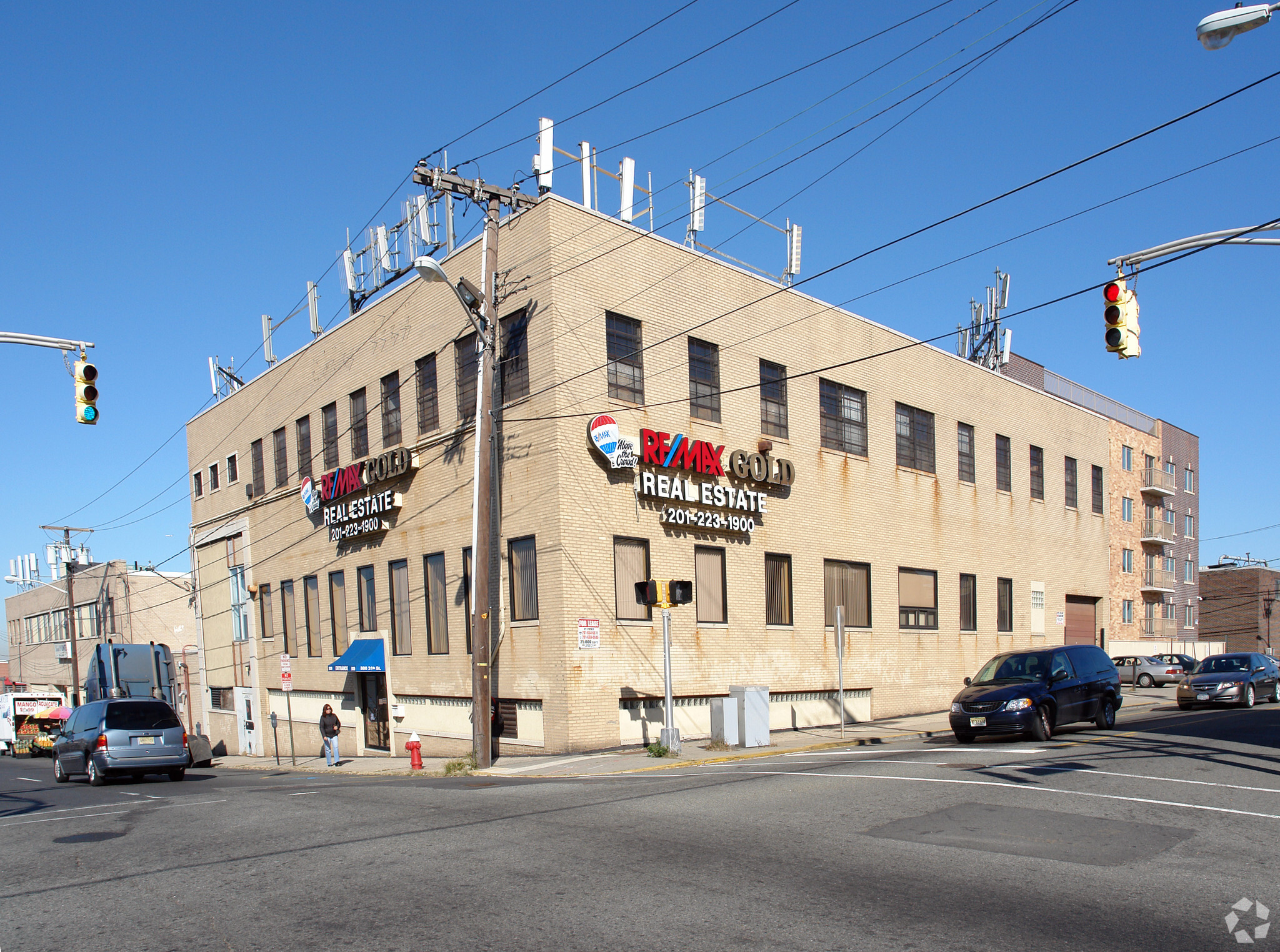 800 810 31st St Union City Nj 07087 Office For Lease Loopnet