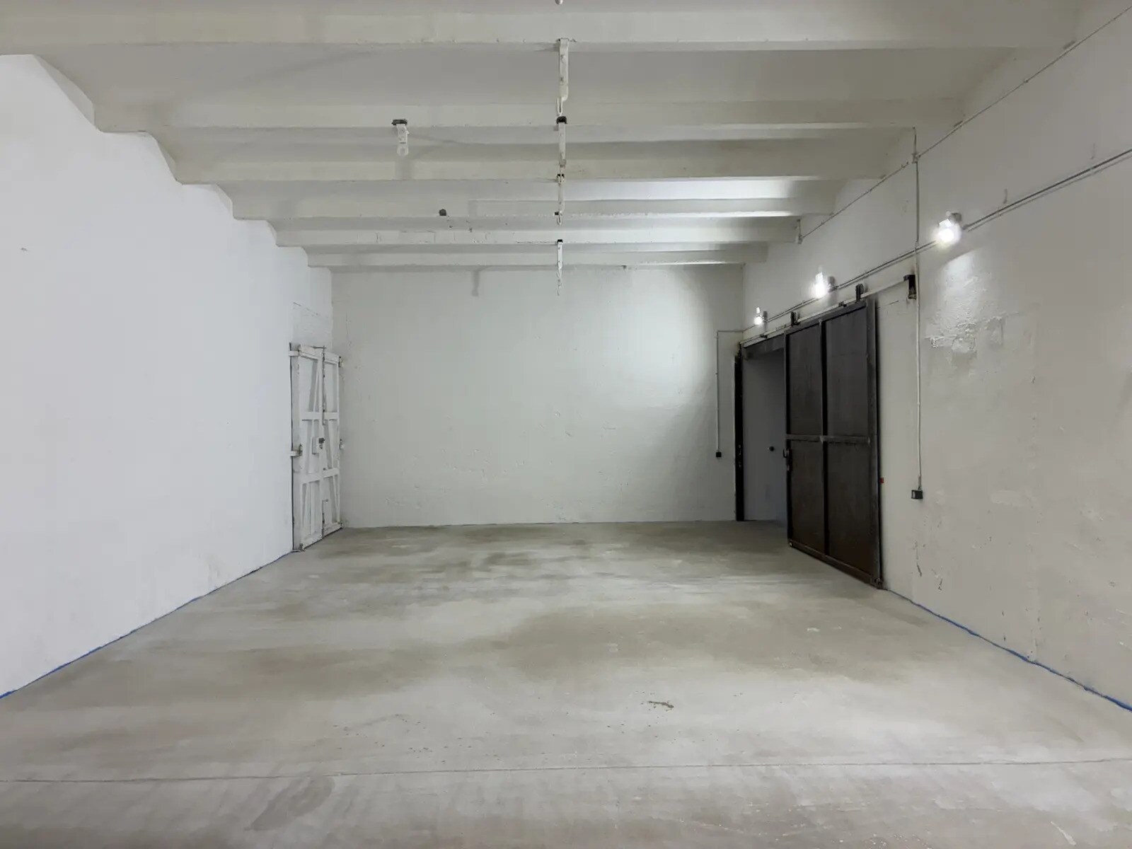 Flex in Perpignan for lease Building Photo- Image 1 of 16