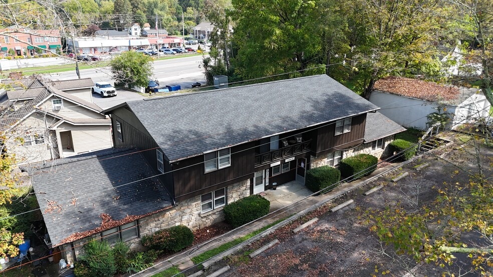 71 Maple St, Clyde, NC for sale - Building Photo - Image 2 of 20
