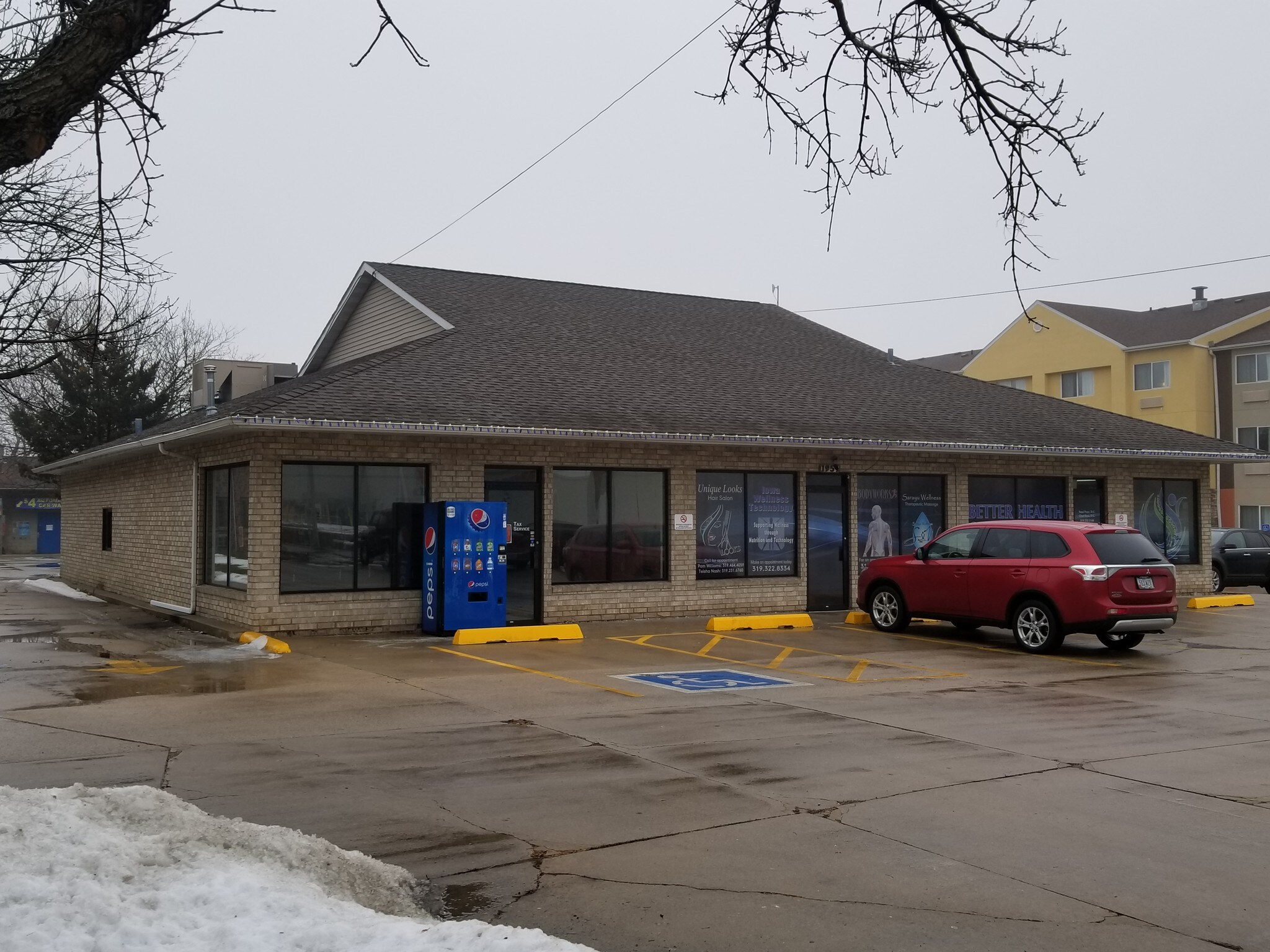 1955 Laporte Rd, Waterloo, IA for sale Building Photo- Image 1 of 1