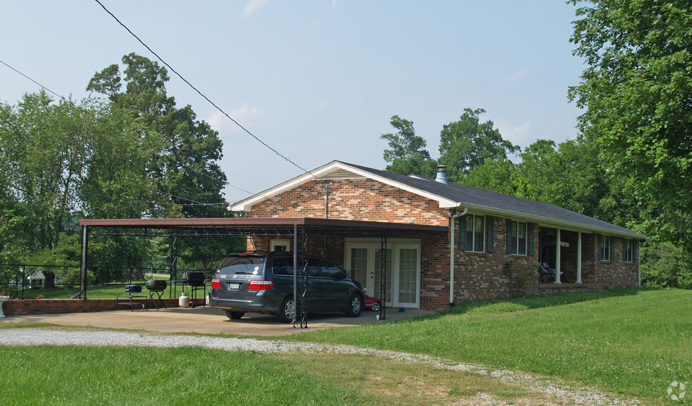 2000 Fairview Blvd, Fairview, TN for sale - Primary Photo - Image 1 of 1