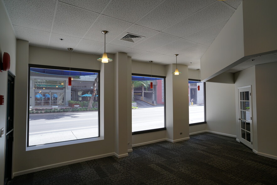 223 S King St, Honolulu, HI for lease - Building Photo - Image 3 of 8