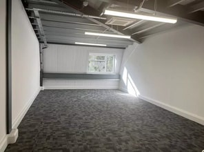 Botley Rd, Shedfield for lease Interior Photo- Image 1 of 2