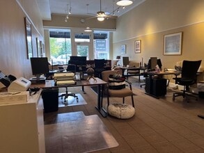 405 Boston Post Rd, Weston, MA for lease Interior Photo- Image 1 of 2