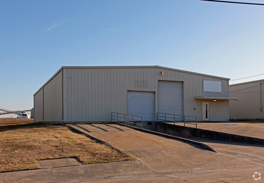 12234 Currency Cir, Forney, TX for lease - Primary Photo - Image 1 of 3
