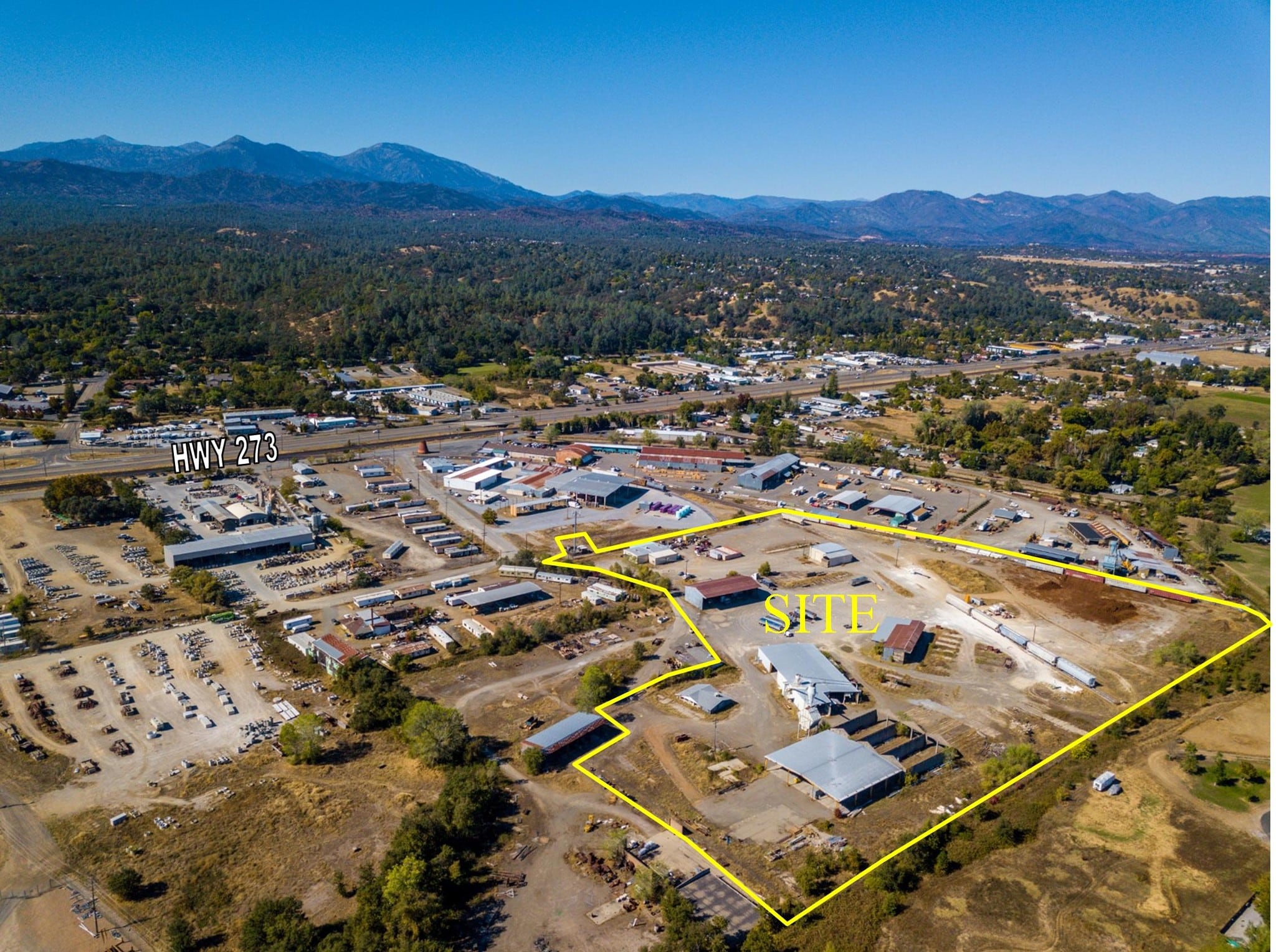 2300 Moore Rd, Redding, CA 96001