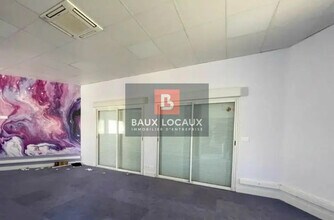 Flex in Marguerittes for sale Interior Photo- Image 2 of 4