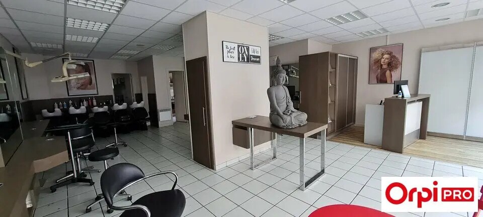 Retail in Saint-Brieuc for lease - Interior Photo - Image 3 of 3