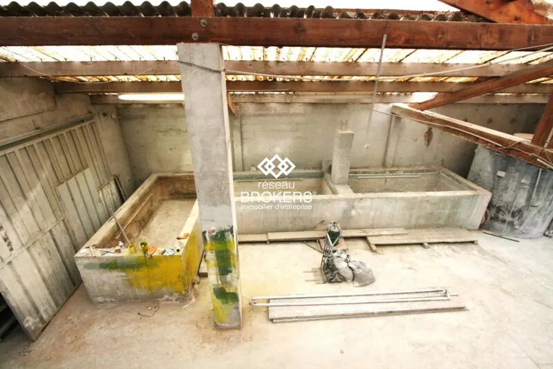 Flex in Marseille for sale - Interior Photo - Image 3 of 10