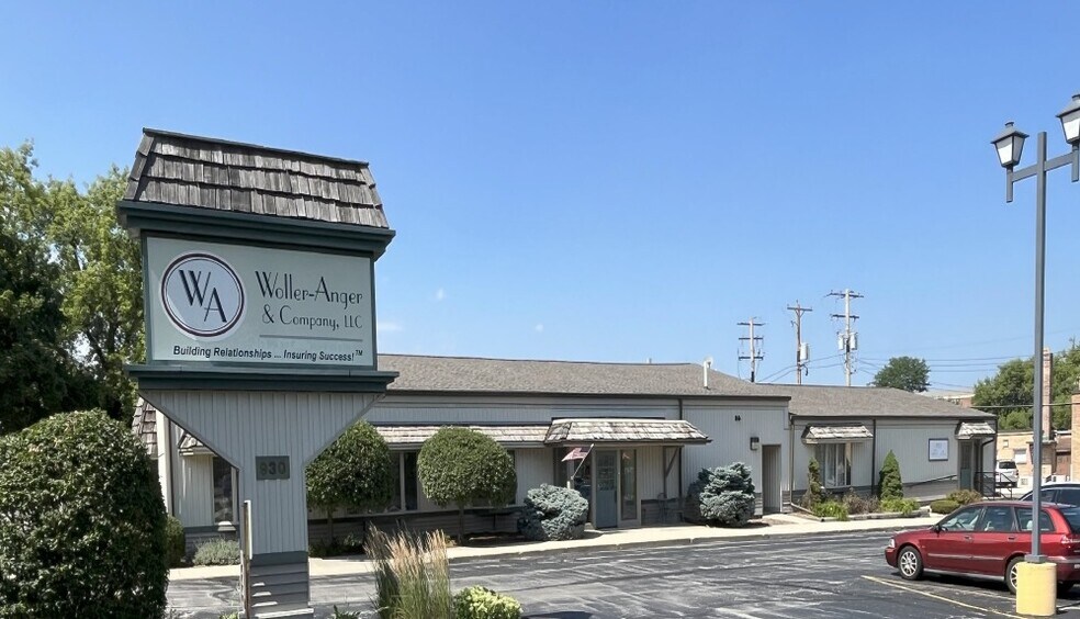 930 Elm Grove Rd, Elm Grove, WI for sale - Primary Photo - Image 1 of 1