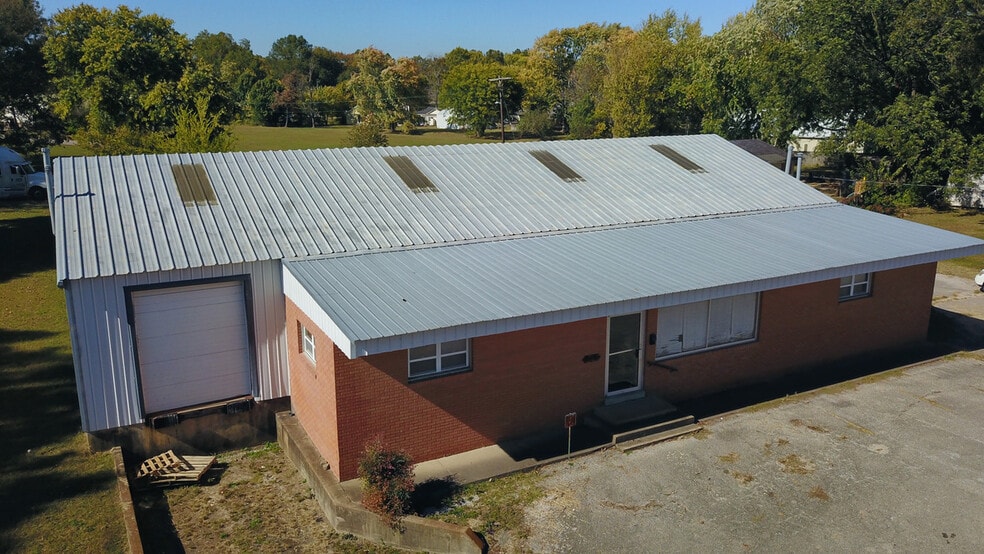 15145 Highland Dr, McKenzie, TN for sale - Building Photo - Image 2 of 11