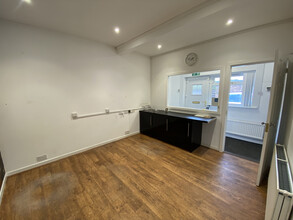 6A Lothian St, Bonnyrigg for sale Interior Photo- Image 2 of 3