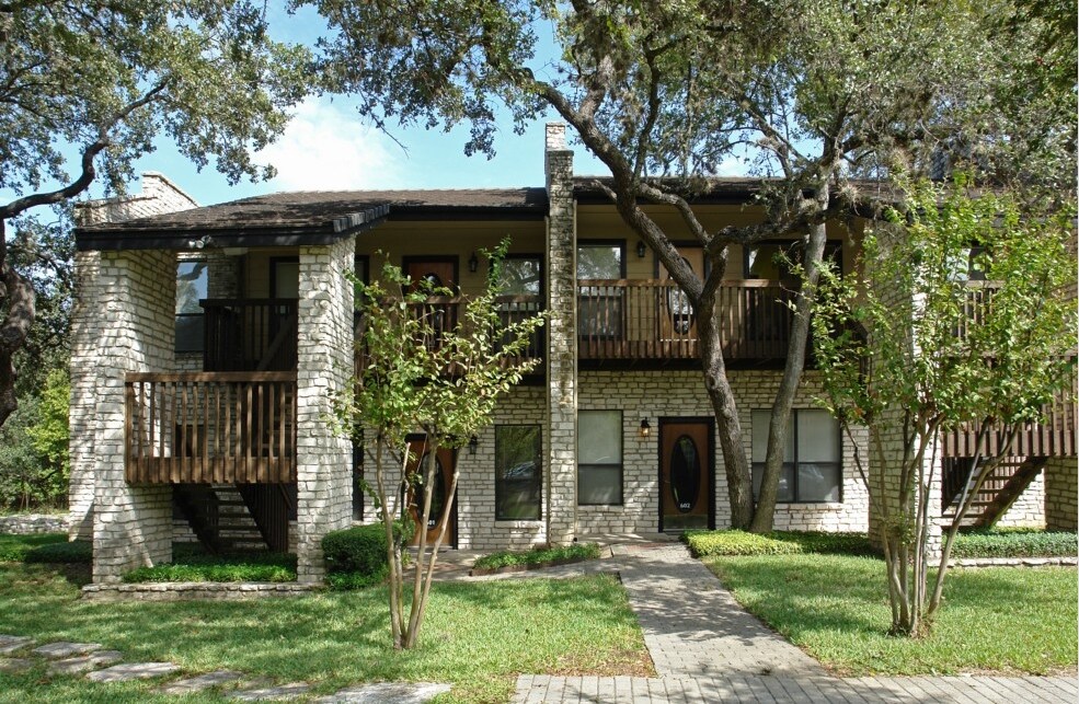 16607 Blanco Rd, San Antonio, TX 78232