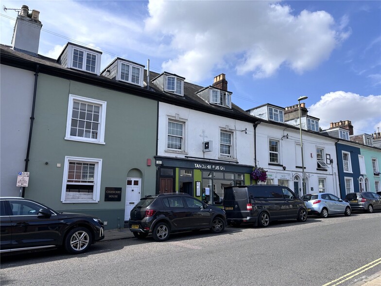 12-12A Upper High St, Winchester for sale - Primary Photo - Image 1 of 4