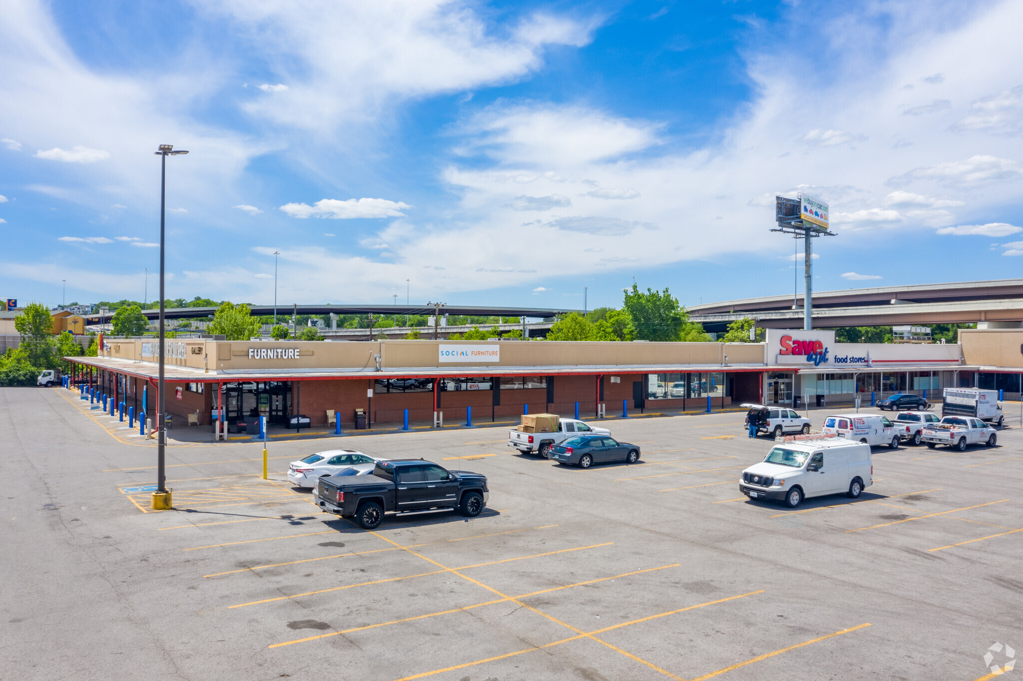 5330 Charlotte Ave, Nashville, TN for sale Building Photo- Image 1 of 1