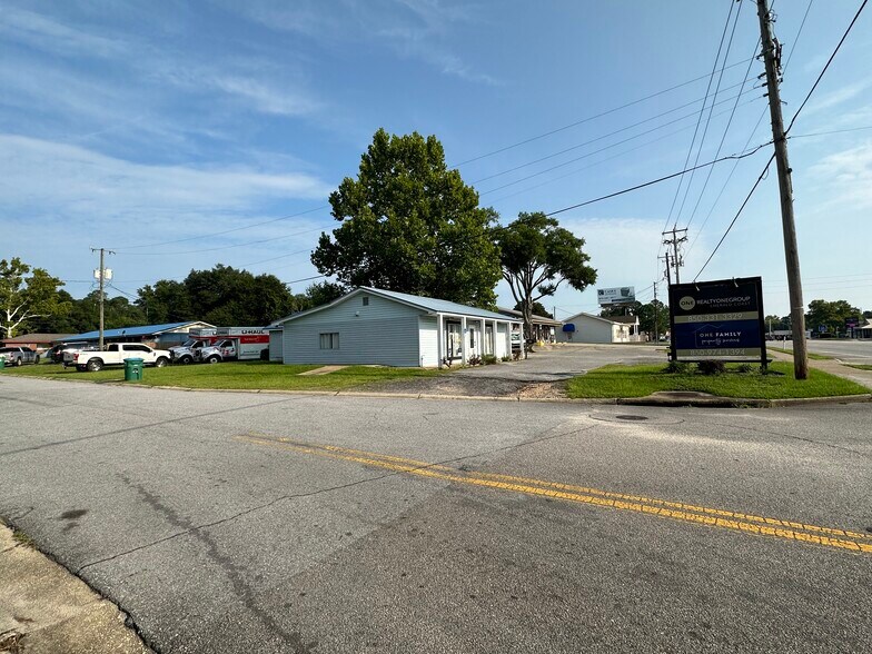 998 S Ferdon Blvd, Crestview, FL for sale - Primary Photo - Image 1 of 1
