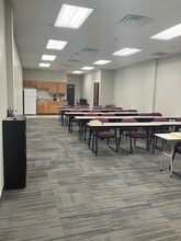 1139 NW Broad St, Murfreesboro, TN for lease Interior Photo- Image 1 of 4