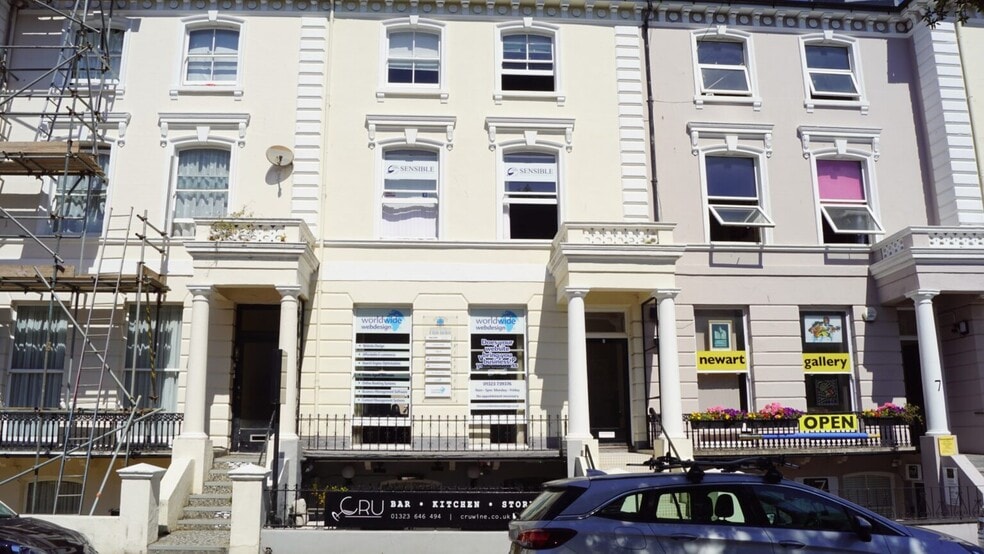 Office 1 And 2 8 Hyde Gardens, Eastbourne for lease - Primary Photo - Image 1 of 8