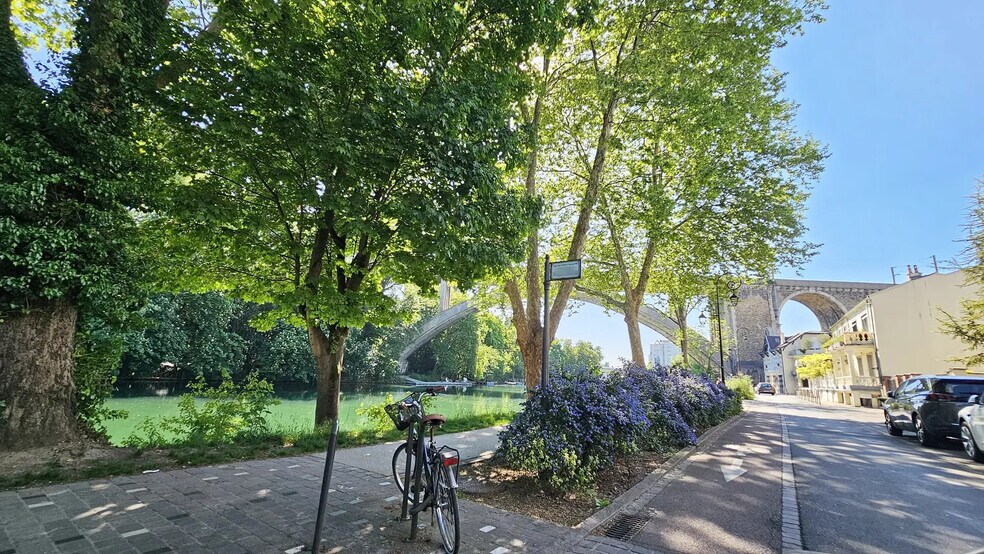 Flex in Le Perreux-sur-Marne for sale - Aerial - Image 3 of 16