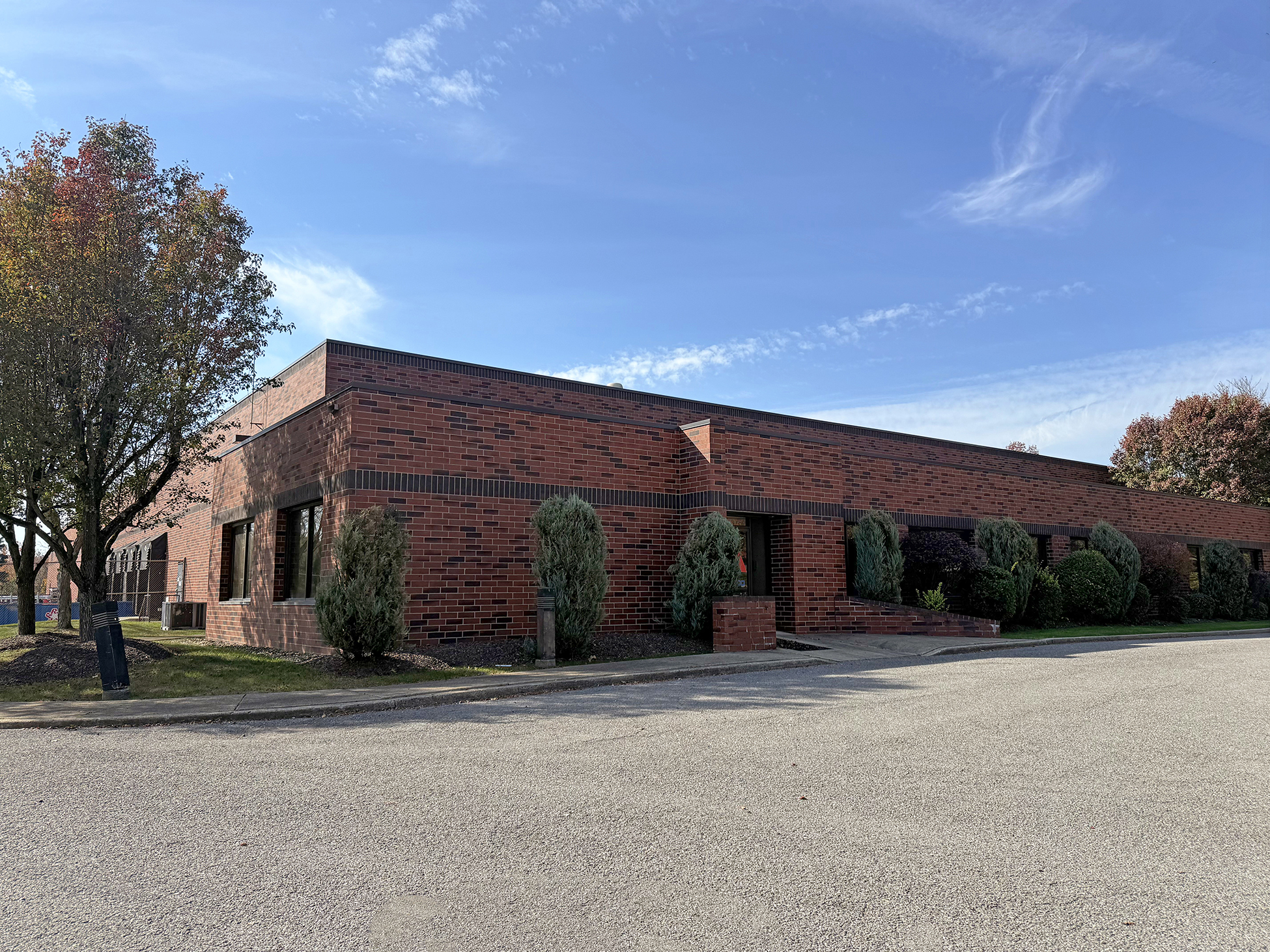 102 Technology Dr, Pittsburgh, PA for lease Building Photo- Image 1 of 7