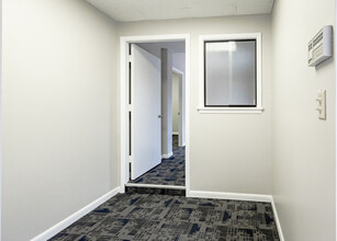 4911 14th St, Bradenton, FL for lease Interior Photo- Image 2 of 6