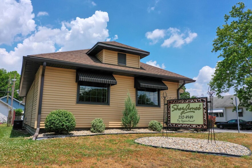 3624 Wabash Ave, Terre Haute, IN for sale - Primary Photo - Image 1 of 1