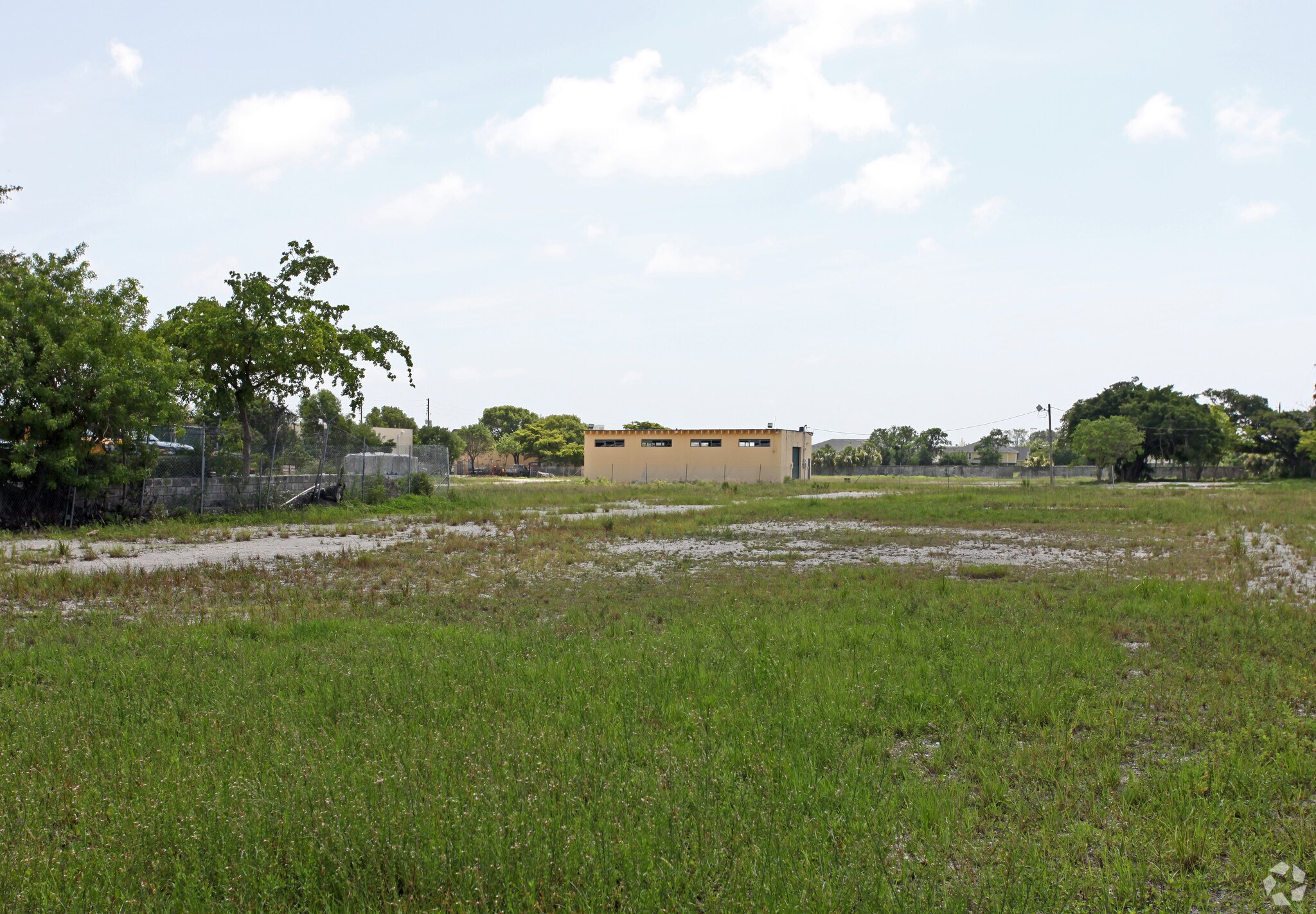 1550 N Powerline Rd, Pompano Beach, FL for sale Primary Photo- Image 1 of 1