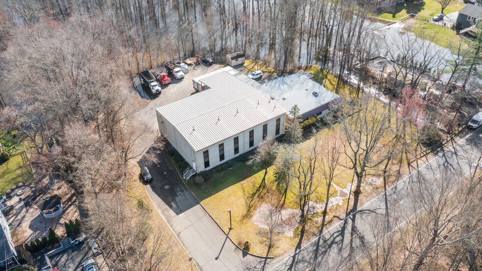 275 Morristown Rd, Gillette, NJ for sale - Building Photo - Image 2 of 16