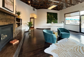 1458 NW College Way, Bend, OR for lease Interior Photo- Image 2 of 8