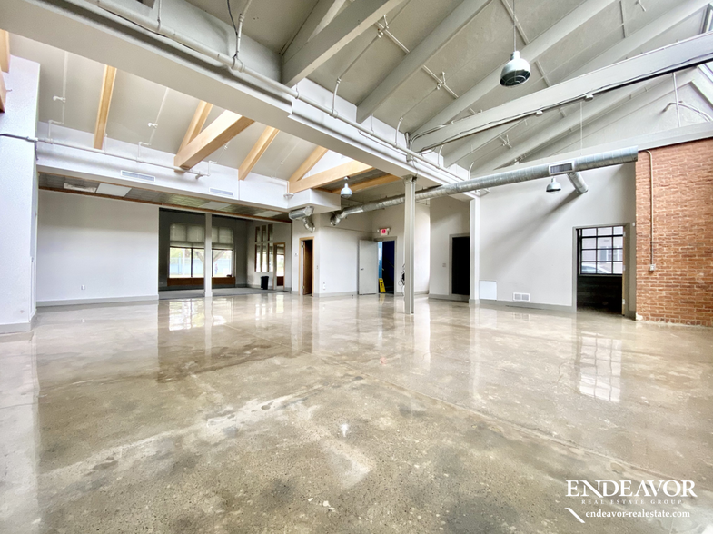 860 University Ave, Rochester, NY for lease - Interior Photo - Image 1 of 3