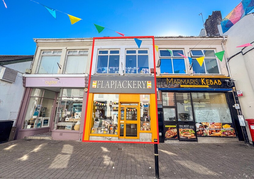 61 Church St, Falmouth for sale - Building Photo - Image 1 of 7