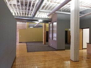 211 N 1st St, Minneapolis, MN for lease Interior Photo- Image 2 of 7