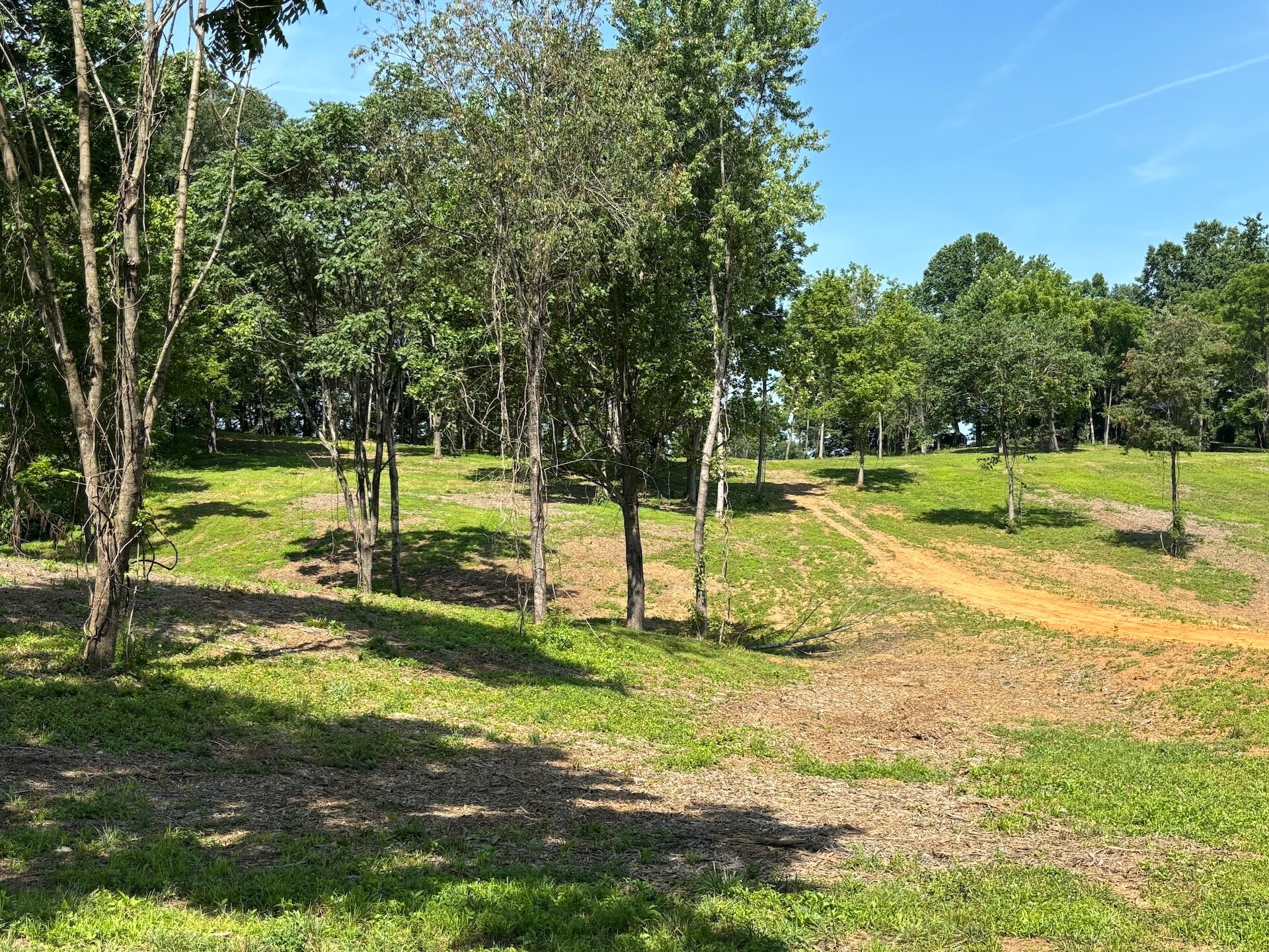 579 KY-92, Jamestown, KY for sale Primary Photo- Image 1 of 1