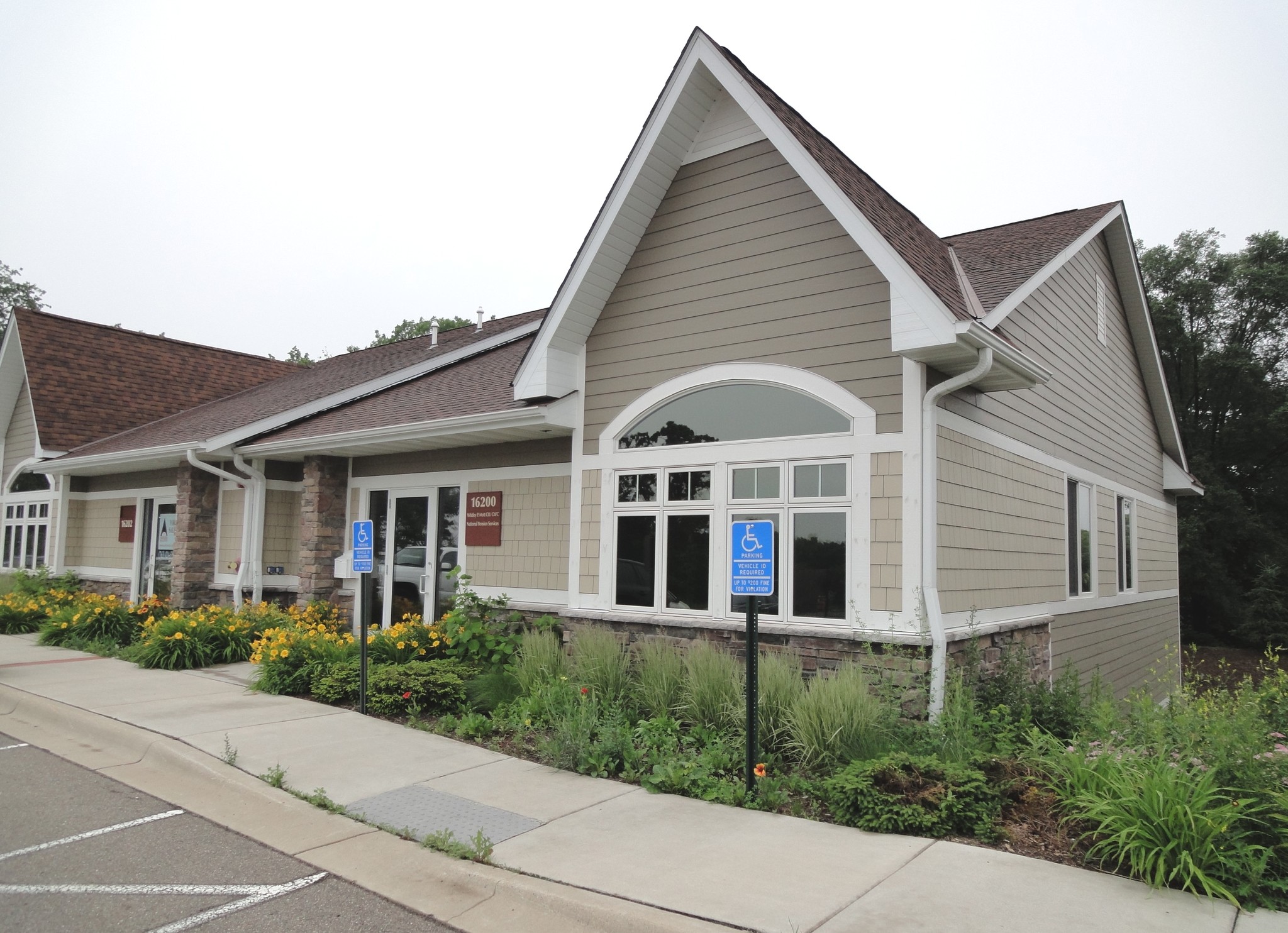 16200-16204 Highway 7, Minnetonka, MN for sale Building Photo- Image 1 of 1