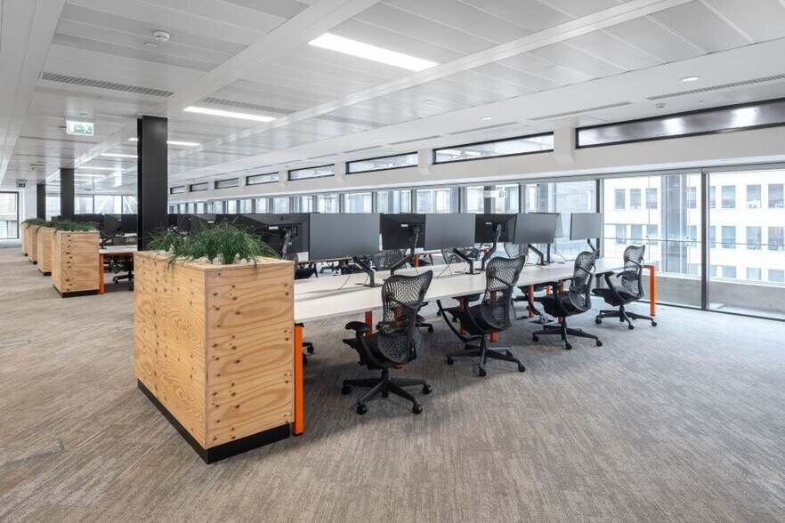 1 Queenhithe, London for lease - Building Photo - Image 3 of 7