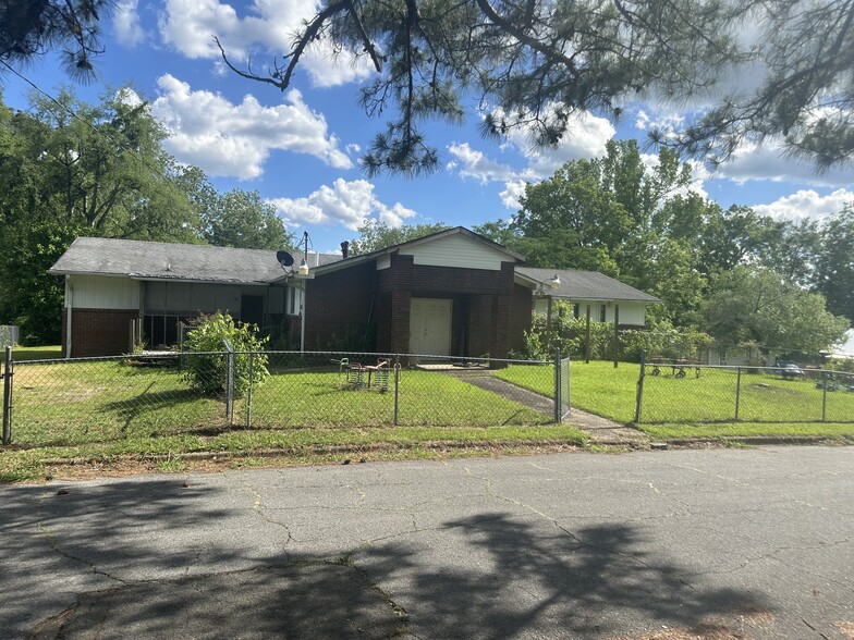 1130 Hurst St, Gadsden, AL for sale - Building Photo - Image 1 of 8