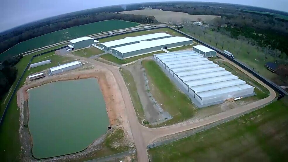 Unit B 422 Cecil Anderson Rd, Glennville, GA for sale - Primary Photo - Image 1 of 1