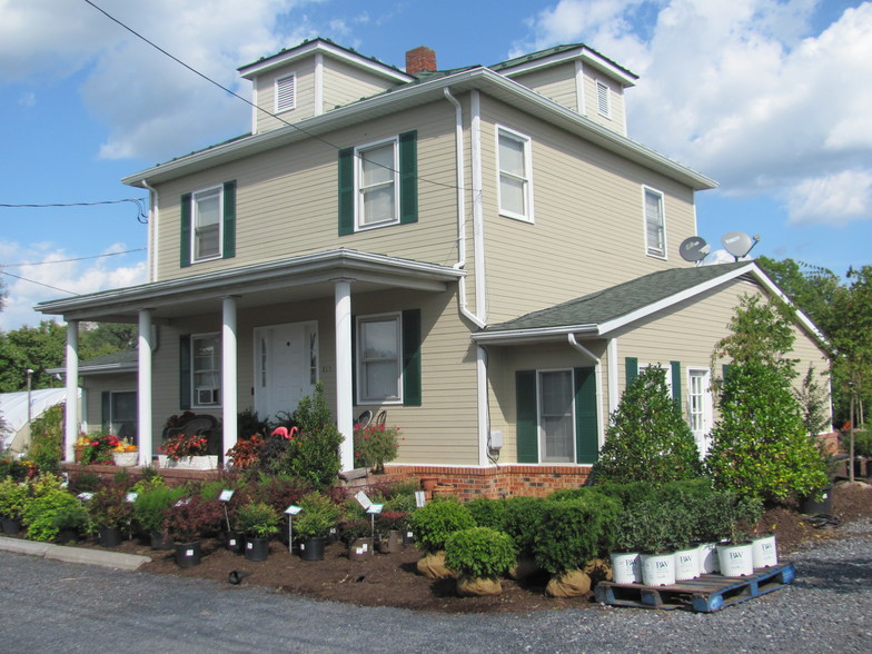 815 Warren Ave, Front Royal, VA for sale - Building Photo - Image 1 of 1