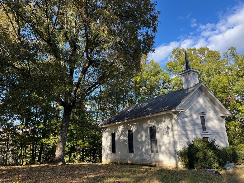 6540 Cascade Rd, Cascade, VA for sale - Primary Photo - Image 1 of 1