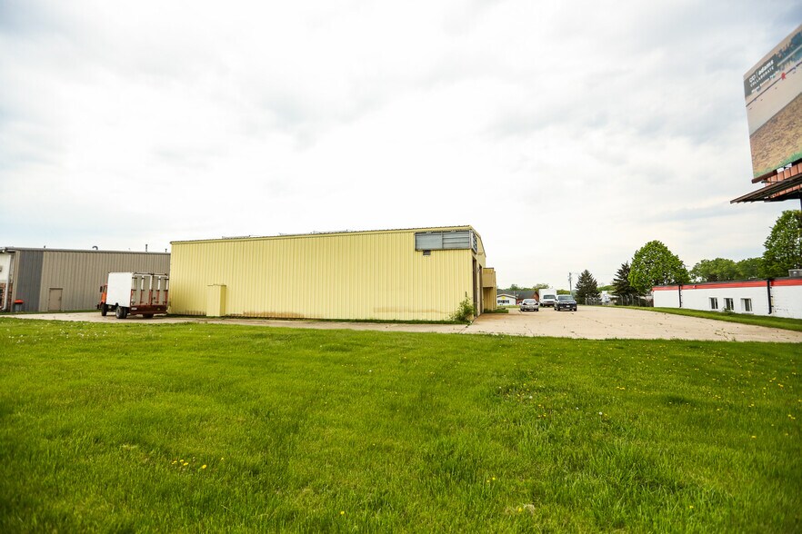 6530 Seybold Rd, Madison, WI for sale - Building Photo - Image 1 of 1