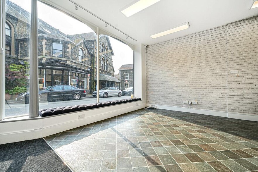 26 Main Rd, Windermere for sale - Building Photo - Image 2 of 27