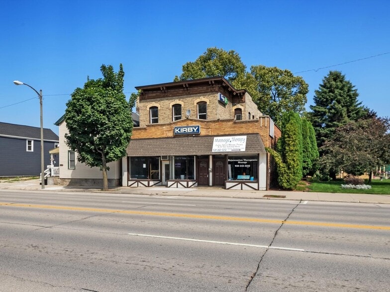 1410 Washington St, Manitowoc, WI for sale - Building Photo - Image 3 of 21