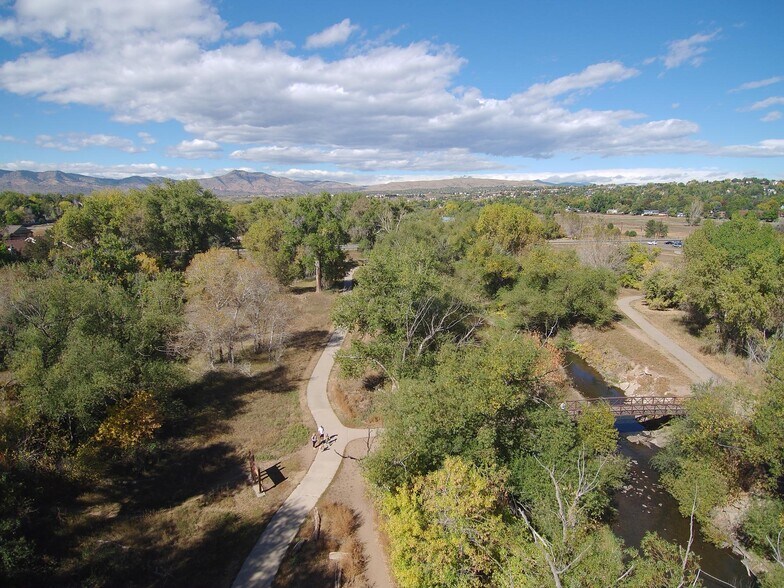 8855 W Bear Creek Dr, Lakewood, CO 80227 Sundance Lot 2 One Acre Home