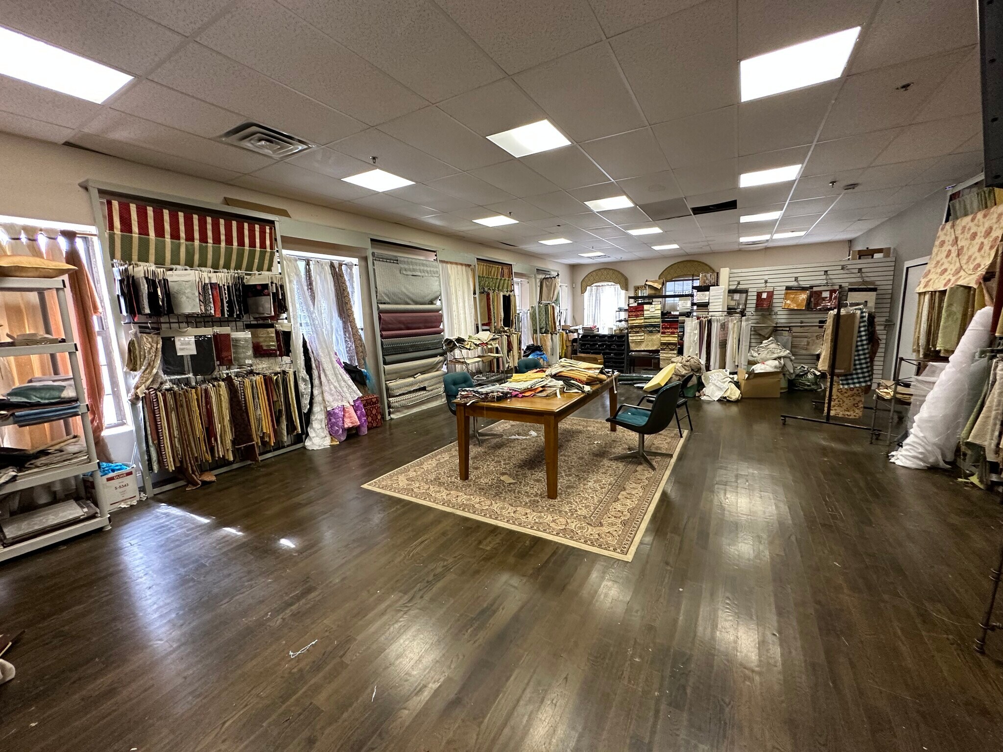 8389 Hartford St, Newark, NJ 07103 Shor Fabrics