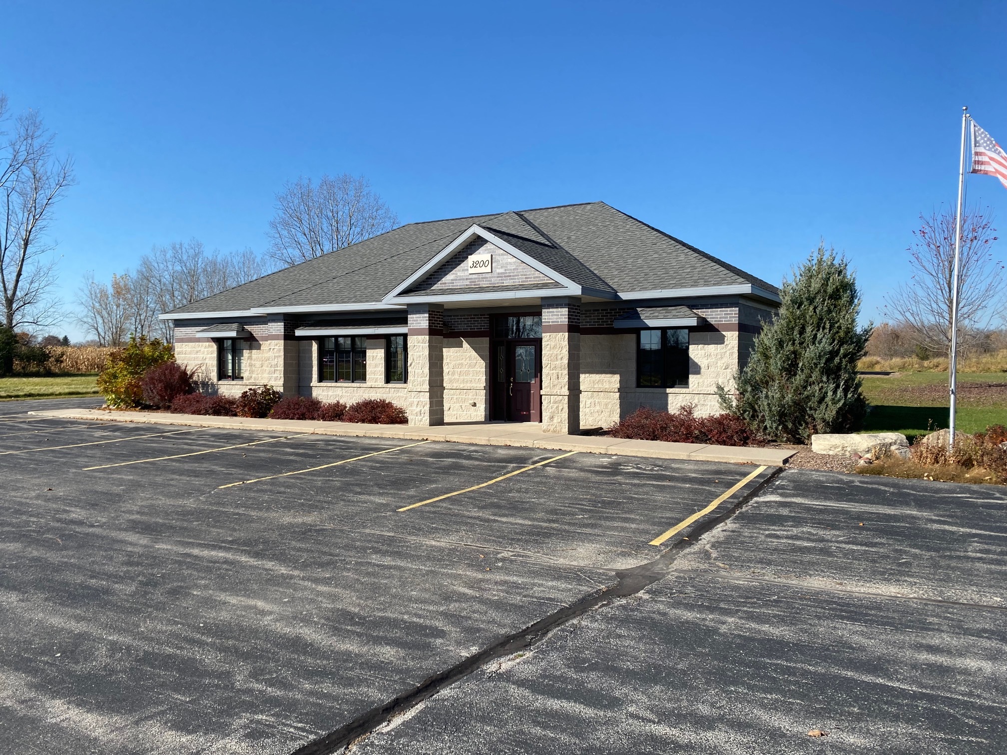 3200 Packerland Dr, De Pere, WI for sale Primary Photo- Image 1 of 1