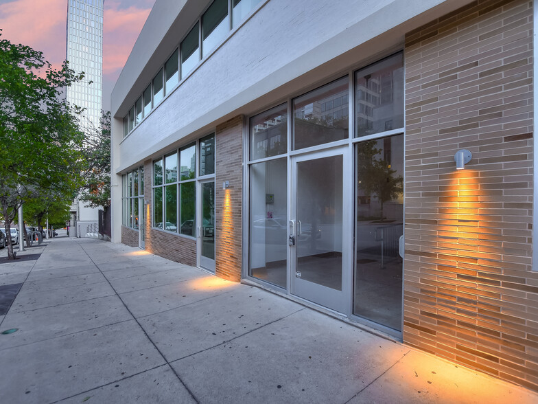 119 W 8th St, Austin, TX for lease - Building Photo - Image 3 of 7