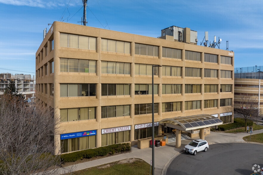 2300 Eglinton Ave W, Mississauga, ON for lease - Building Photo - Image 2 of 4