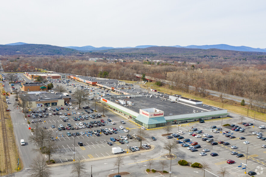 100-350 Plaza Rd, Kingston, NY for lease - Aerial - Image 3 of 5