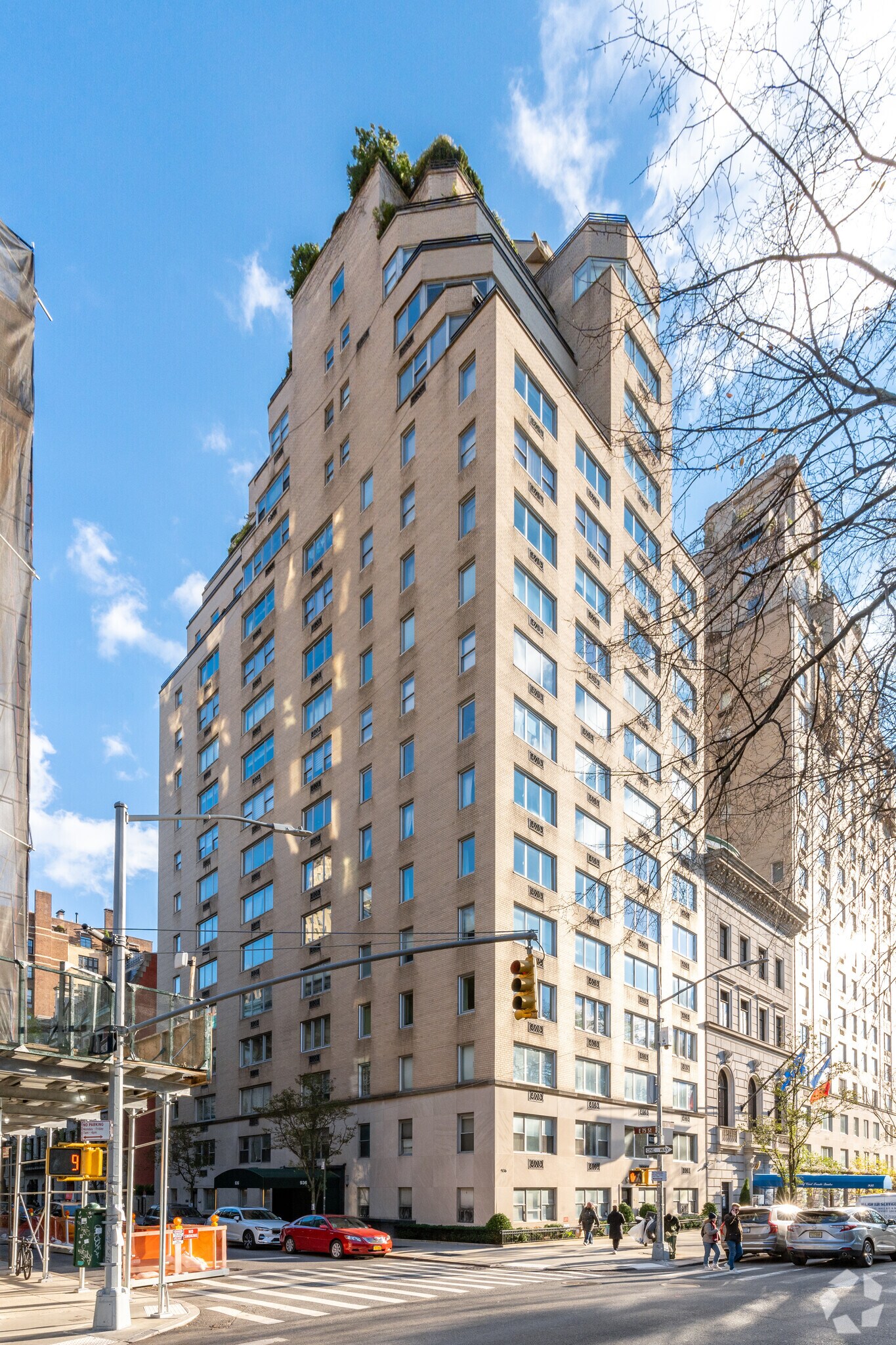 936 Fifth Ave, New York, NY for sale Building Photo- Image 1 of 2