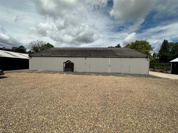 Windmill Rd, Slough for sale Primary Photo- Image 1 of 1